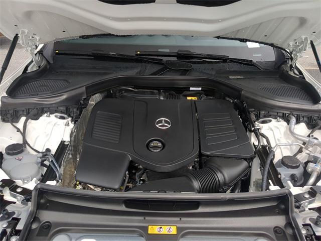 new 2025 Mercedes-Benz GLC 300 car, priced at $59,550