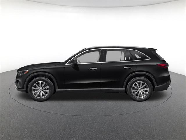 new 2025 Mercedes-Benz GLC 300 car, priced at $56,555