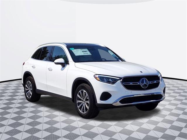 new 2025 Mercedes-Benz GLC 300 car, priced at $56,485