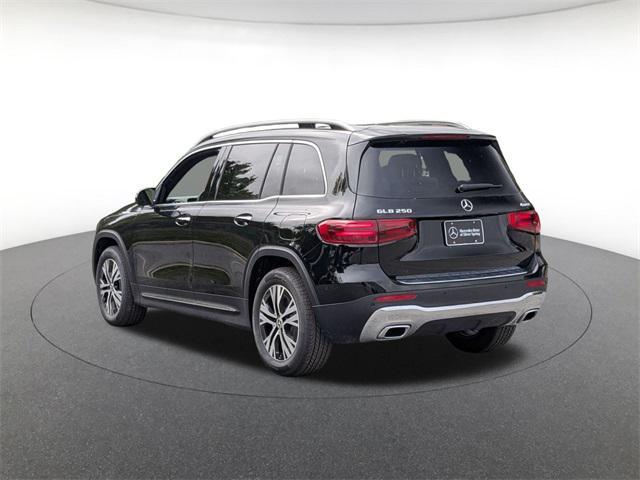 new 2026 Mercedes-Benz GLB 250 car, priced at $52,060