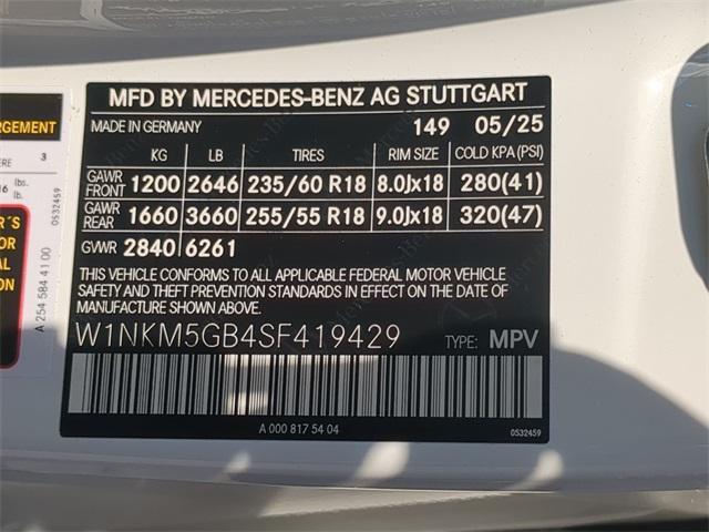 new 2025 Mercedes-Benz GLC 350e car, priced at $64,200