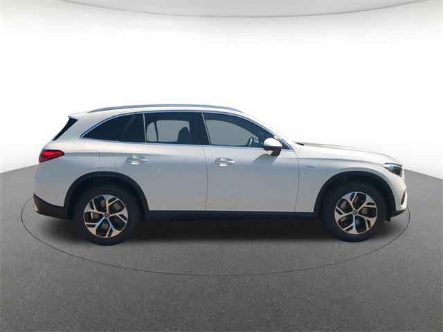 new 2025 Mercedes-Benz GLC 350e car, priced at $64,200