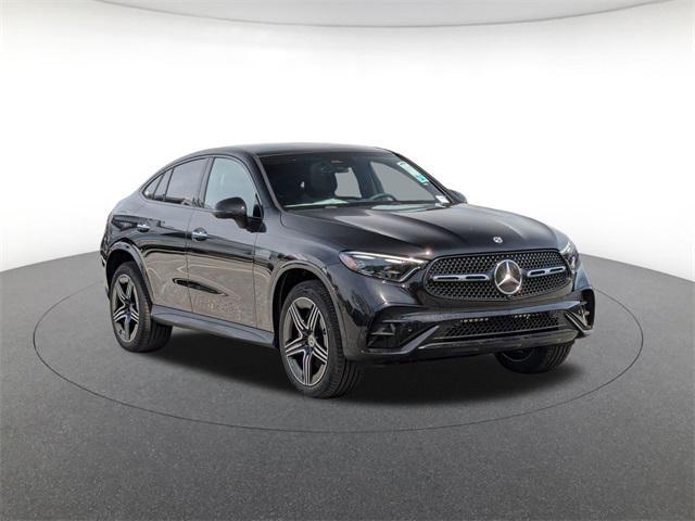 new 2025 Mercedes-Benz GLC 300 car, priced at $68,485