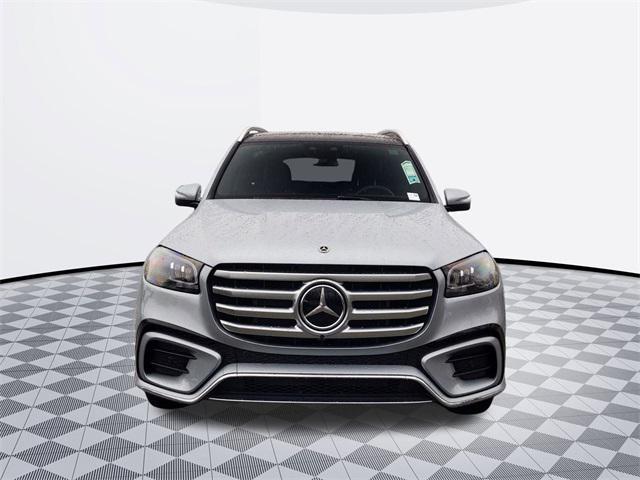 new 2025 Mercedes-Benz GLS 450 car, priced at $95,365