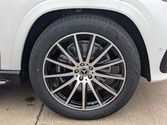 new 2026 Mercedes-Benz GLS 580 car, priced at $123,335
