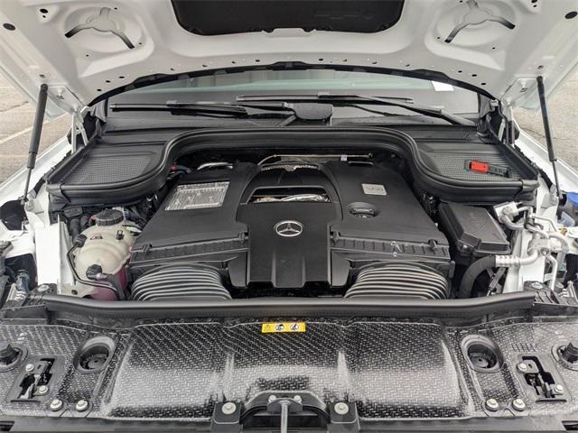new 2026 Mercedes-Benz GLS 580 car, priced at $123,335
