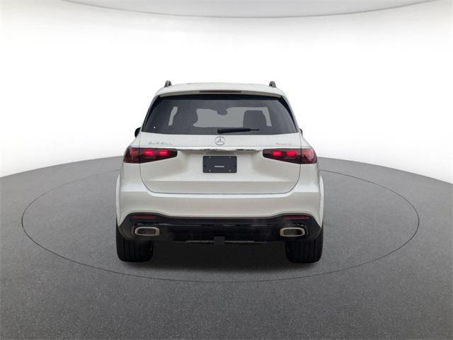 new 2026 Mercedes-Benz GLS 580 car, priced at $123,335