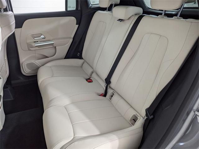 used 2021 Mercedes-Benz GLA 250 car, priced at $25,900