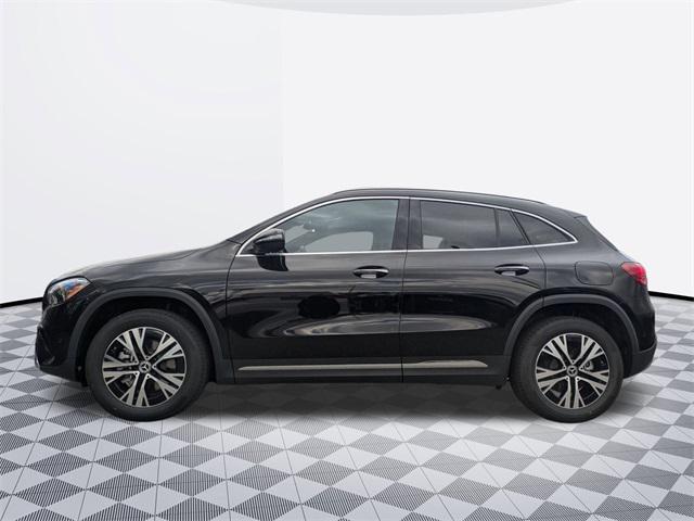 new 2025 Mercedes-Benz GLA 250 car, priced at $47,650