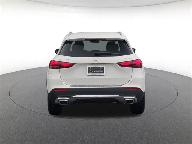 new 2025 Mercedes-Benz GLA 250 car, priced at $44,250