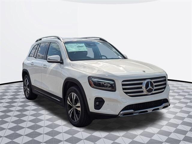 new 2025 Mercedes-Benz GLB 250 car, priced at $50,450