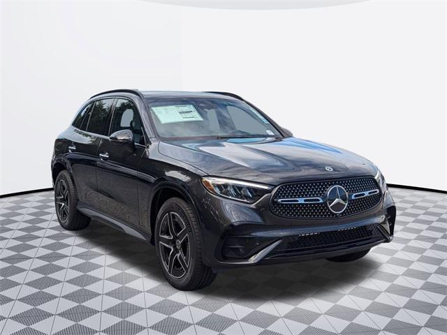 new 2025 Mercedes-Benz GLC 300 car, priced at $61,080