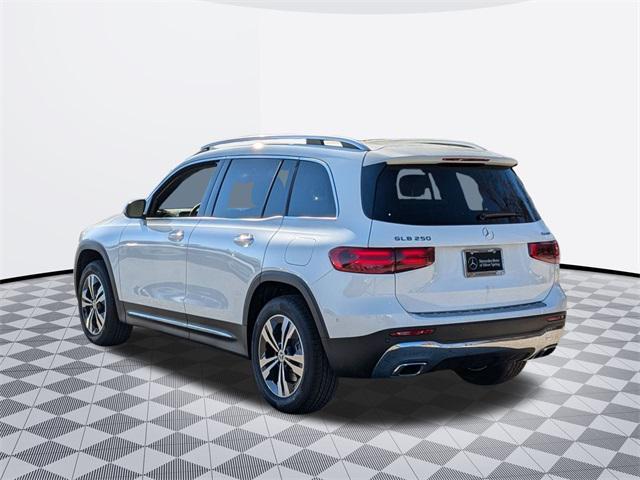 new 2025 Mercedes-Benz GLB 250 car, priced at $49,595