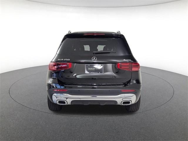 used 2024 Mercedes-Benz GLB 250 car, priced at $43,900