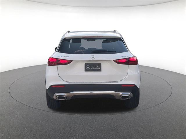 new 2025 Mercedes-Benz GLA 250 car, priced at $44,250