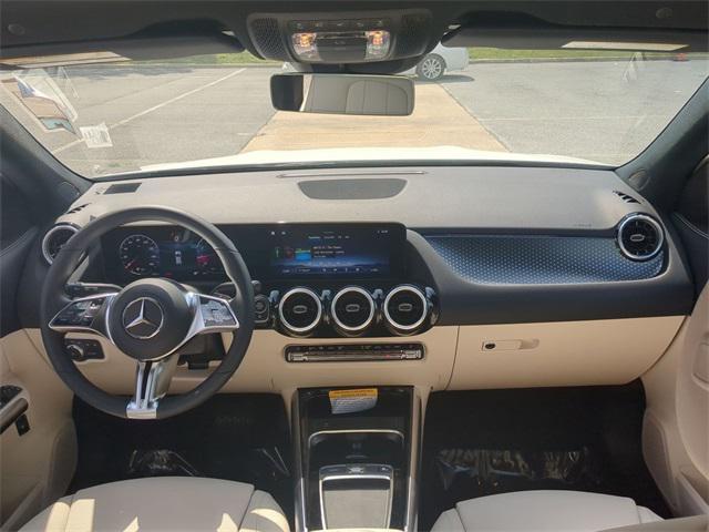new 2025 Mercedes-Benz GLA 250 car, priced at $44,250
