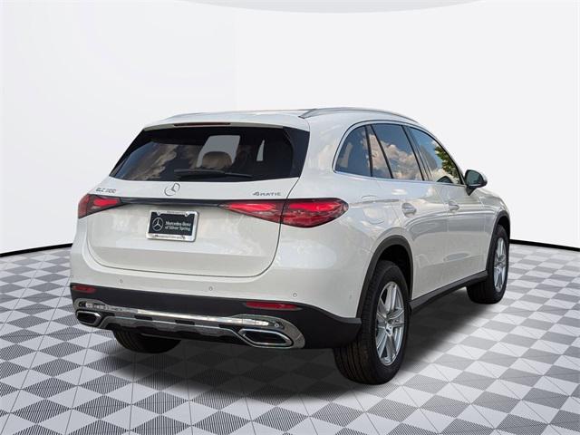 new 2025 Mercedes-Benz GLC 300 car, priced at $56,735