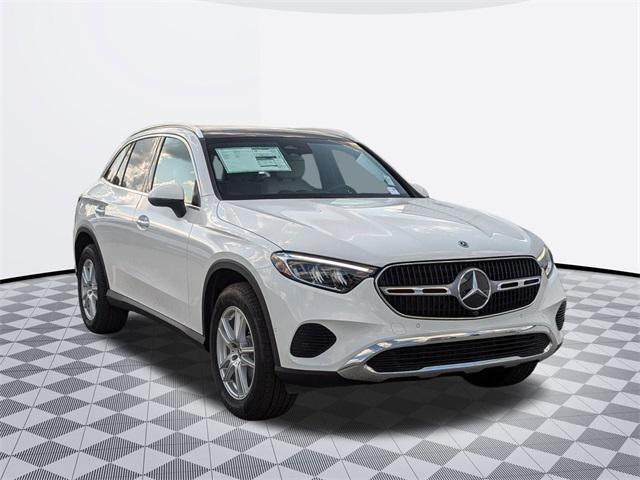 new 2025 Mercedes-Benz GLC 300 car, priced at $56,735