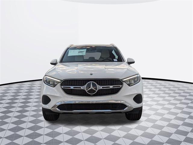 new 2025 Mercedes-Benz GLC 300 car, priced at $56,735