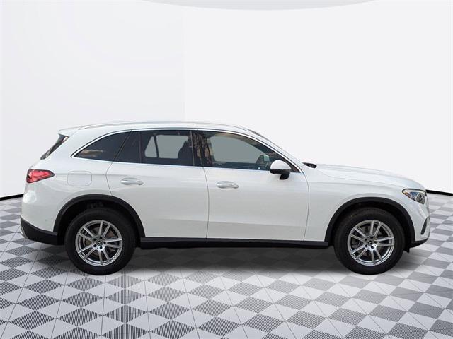 new 2025 Mercedes-Benz GLC 300 car, priced at $56,735