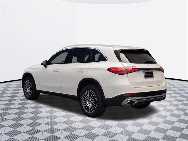 new 2025 Mercedes-Benz GLC 300 car, priced at $57,210