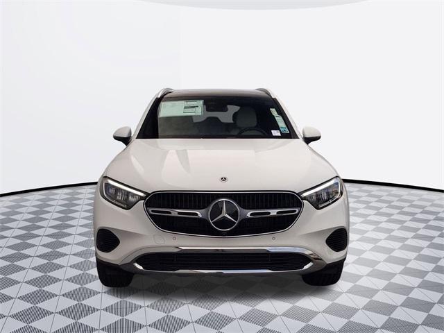 new 2025 Mercedes-Benz GLC 300 car, priced at $57,210