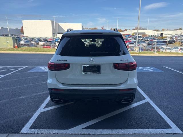 used 2021 Mercedes-Benz GLB 250 car, priced at $29,900