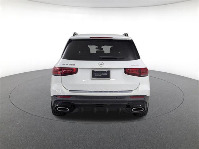 used 2021 Mercedes-Benz GLB 250 car, priced at $29,900