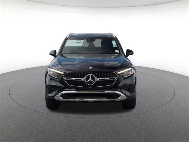 new 2025 Mercedes-Benz GLC 300 car, priced at $56,385