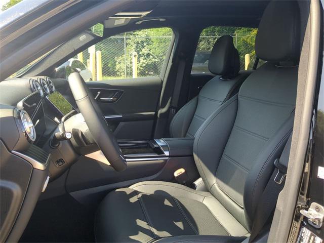 new 2025 Mercedes-Benz GLC 300 car, priced at $56,755