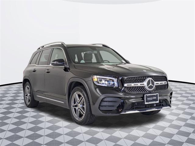 used 2021 Mercedes-Benz GLB 250 car, priced at $32,900