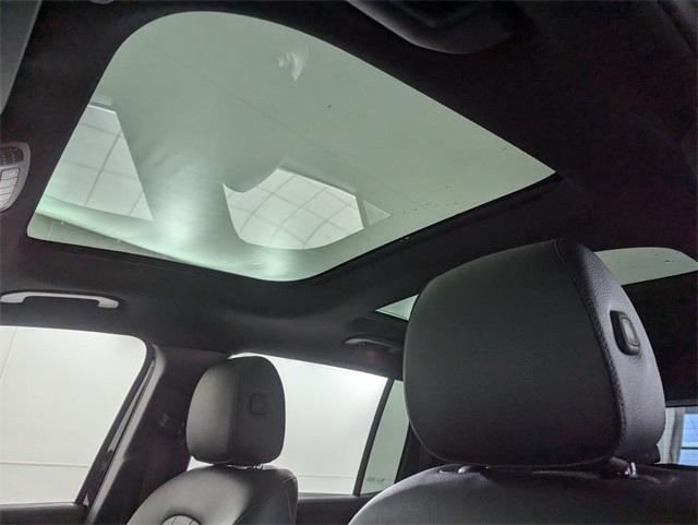 used 2022 Mercedes-Benz GLB 250 car, priced at $30,900