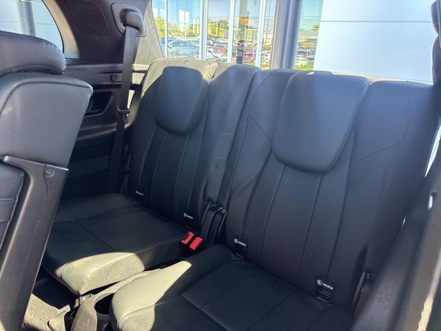 used 2022 Mercedes-Benz GLB 250 car, priced at $31,900