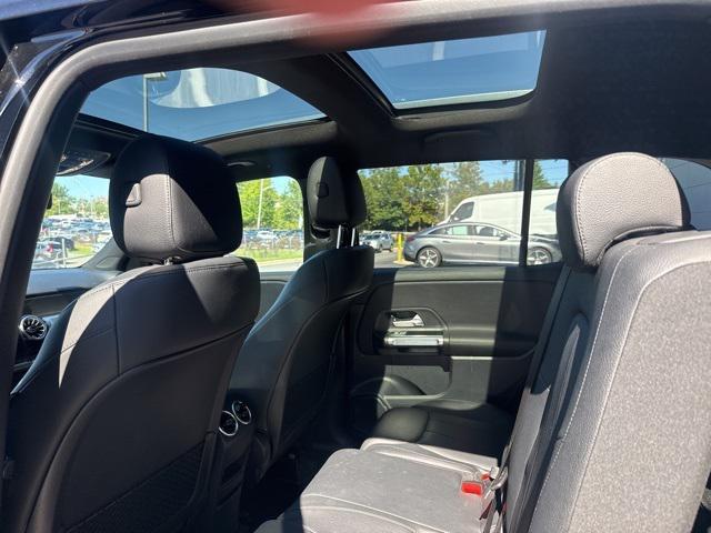 used 2022 Mercedes-Benz GLB 250 car, priced at $31,900