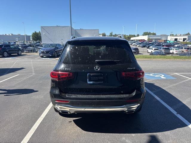 used 2022 Mercedes-Benz GLB 250 car, priced at $31,900