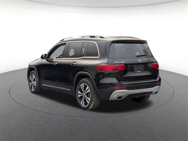 new 2025 Mercedes-Benz GLB 250 car, priced at $49,595