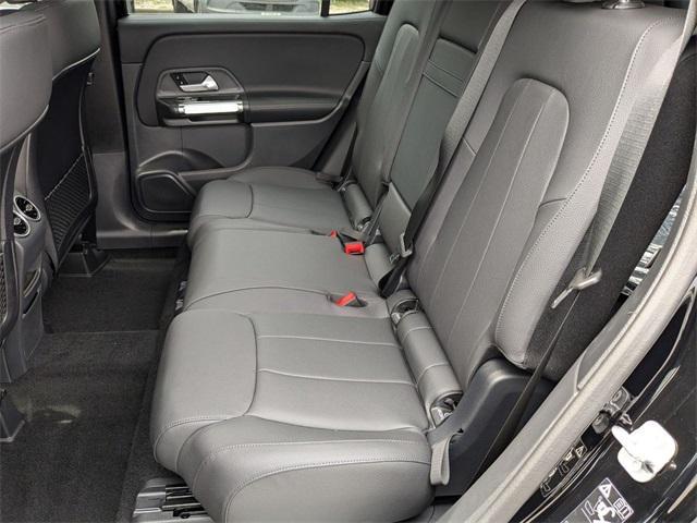 new 2025 Mercedes-Benz GLB 250 car, priced at $49,595
