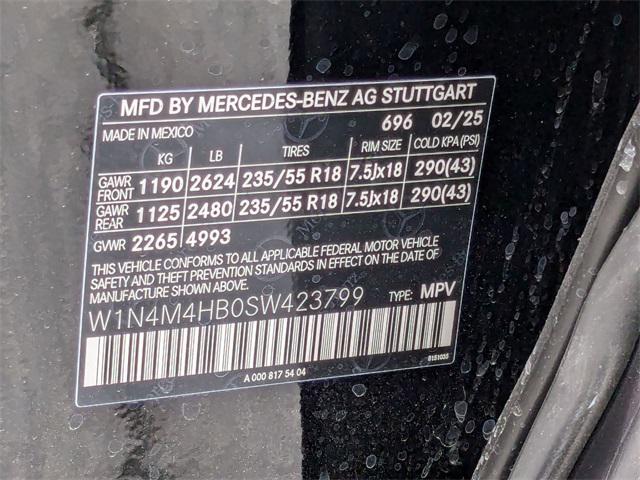 new 2025 Mercedes-Benz GLB 250 car, priced at $49,595