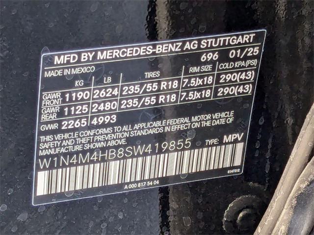 used 2025 Mercedes-Benz GLB 250 car, priced at $41,900