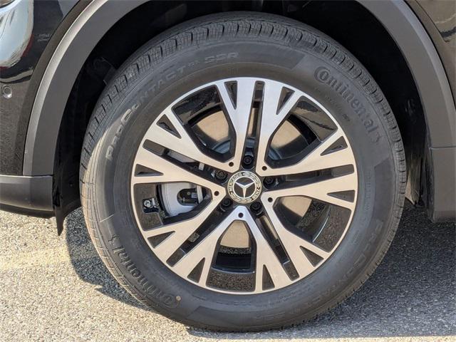 used 2025 Mercedes-Benz GLB 250 car, priced at $41,900