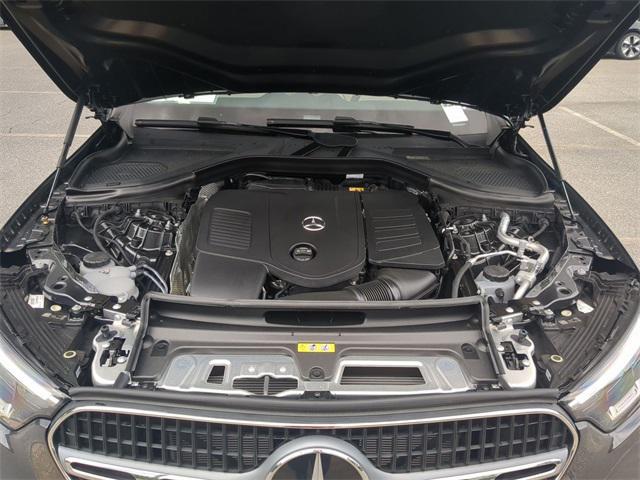 new 2025 Mercedes-Benz GLC 300 car, priced at $58,855