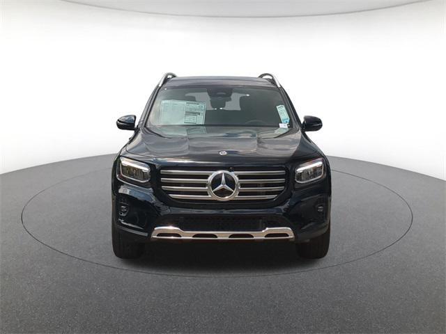 new 2025 Mercedes-Benz GLB 250 car, priced at $52,895