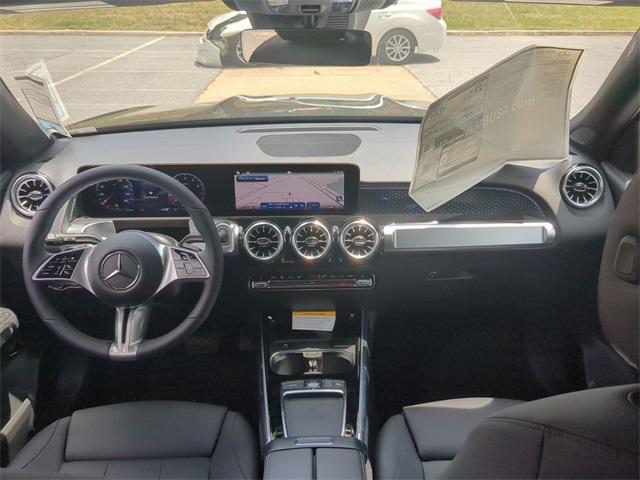 new 2025 Mercedes-Benz GLB 250 car, priced at $52,895