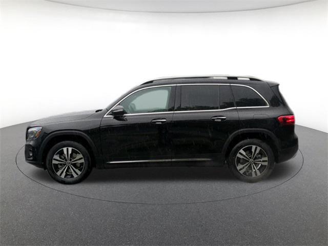 new 2025 Mercedes-Benz GLB 250 car, priced at $49,870