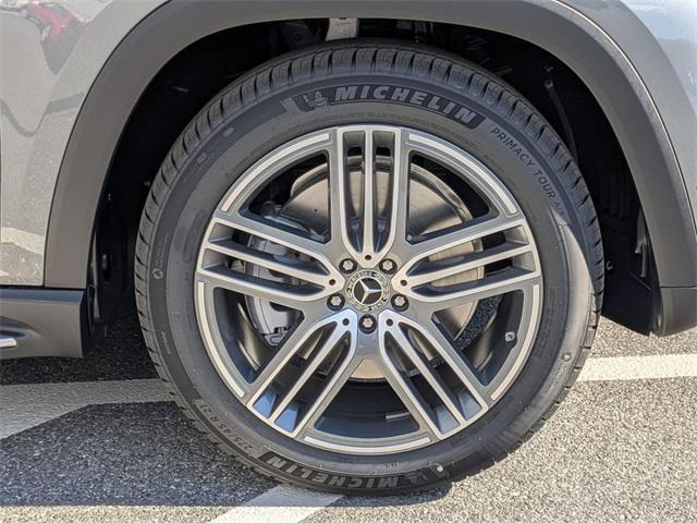 new 2026 Mercedes-Benz GLS 450 car, priced at $97,675