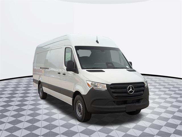 new 2025 Mercedes-Benz Sprinter 2500 car, priced at $66,129