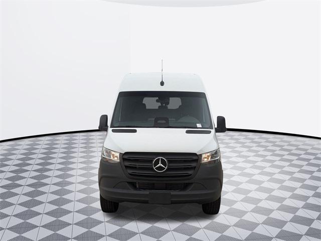 new 2025 Mercedes-Benz Sprinter 2500 car, priced at $66,129