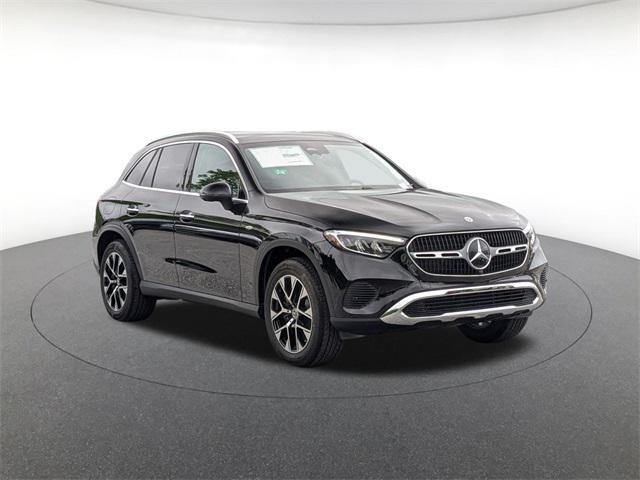 new 2025 Mercedes-Benz GLC 350e car, priced at $64,850