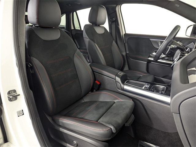 used 2025 Mercedes-Benz GLA 250 car, priced at $43,900