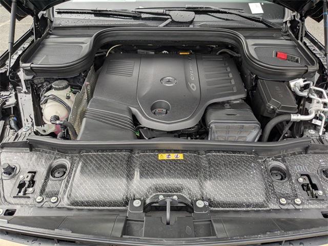 new 2026 Mercedes-Benz GLS 450 car, priced at $101,215
